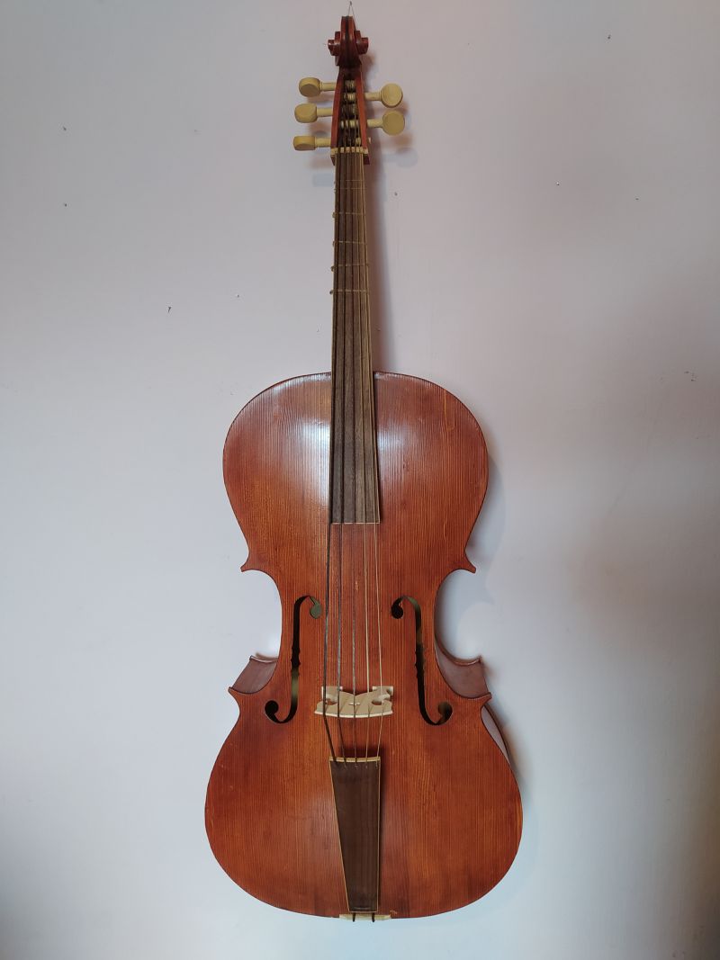 Krouchdaler Bassgeige